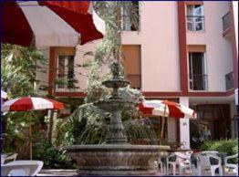 5 Terre Hotel